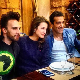 (Слева направо) Ваге Тилбян, Тамар Капрелян и Есаи Алтунян